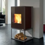 Kaminofen wodtke Hot Box 2000, raumluftunabhängig (7 kW) - Korpus black, Kaminofen mit Konsole Flo